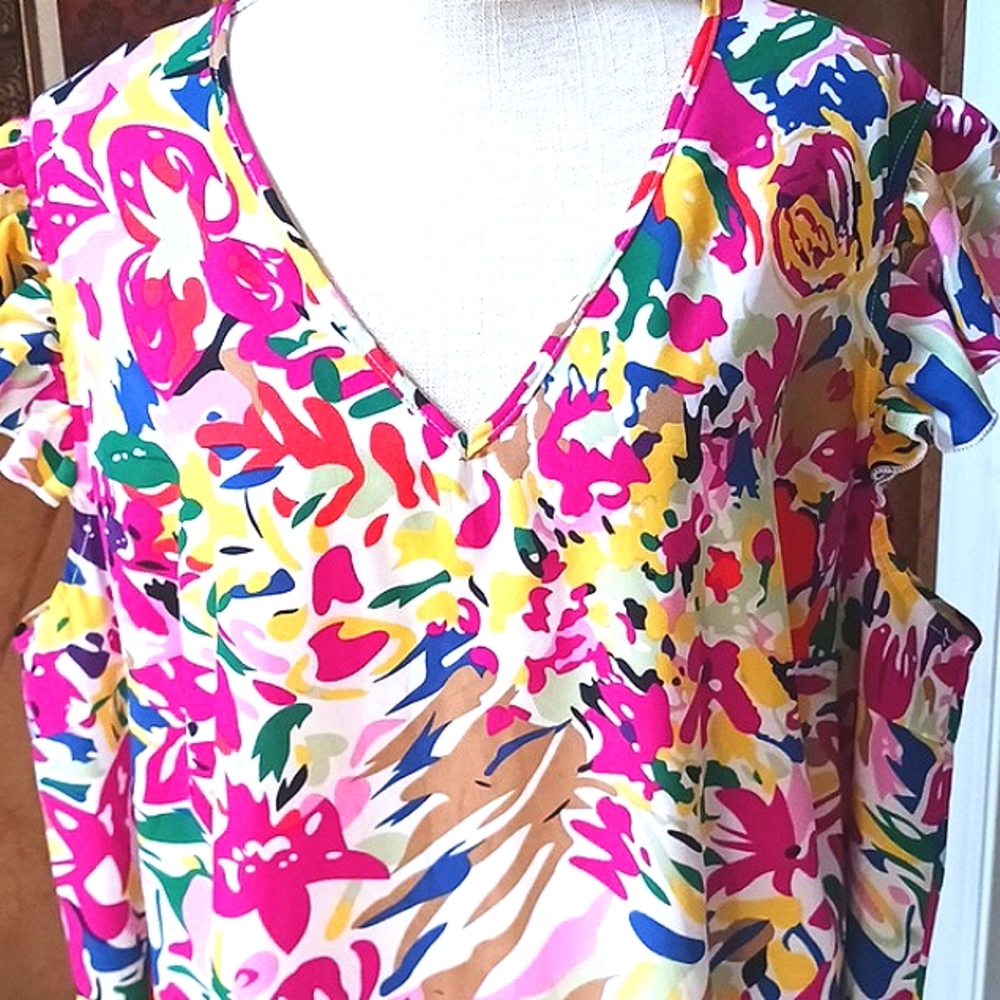 NWT Cute Floral Multi-Colored Dress Plus Size 24/26
